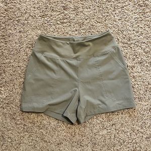 Patagonia Happy Hike Shorts size XS Beige